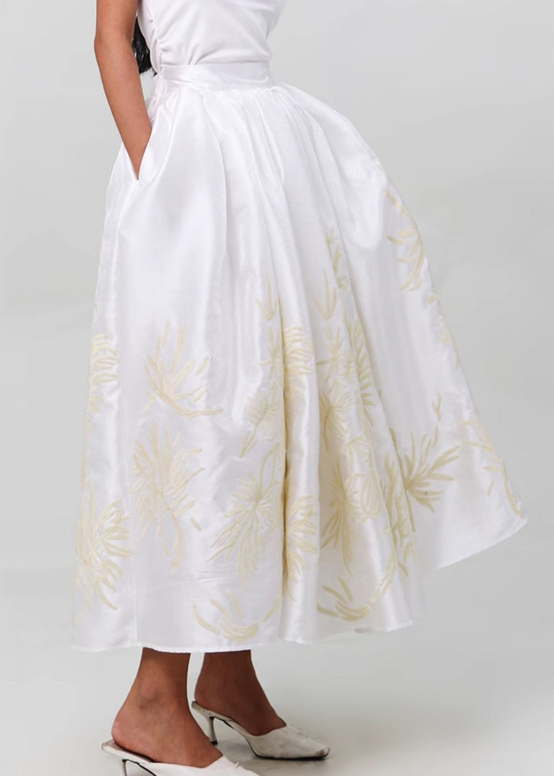 Art White Embroidered Pockets High Waist Silk Skirts Spring