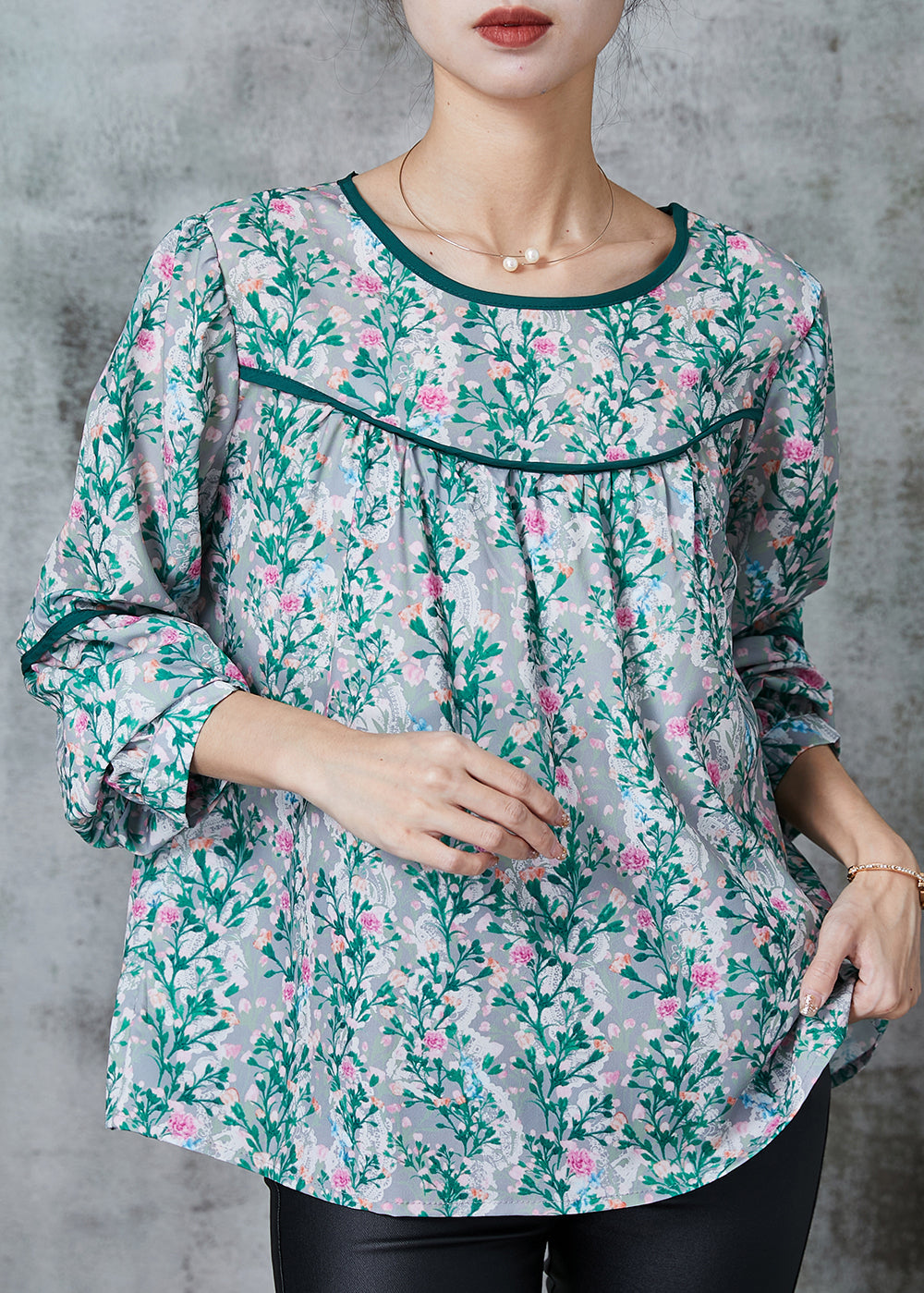 Beautiful Green Print Chiffon Loose Shirt Spring