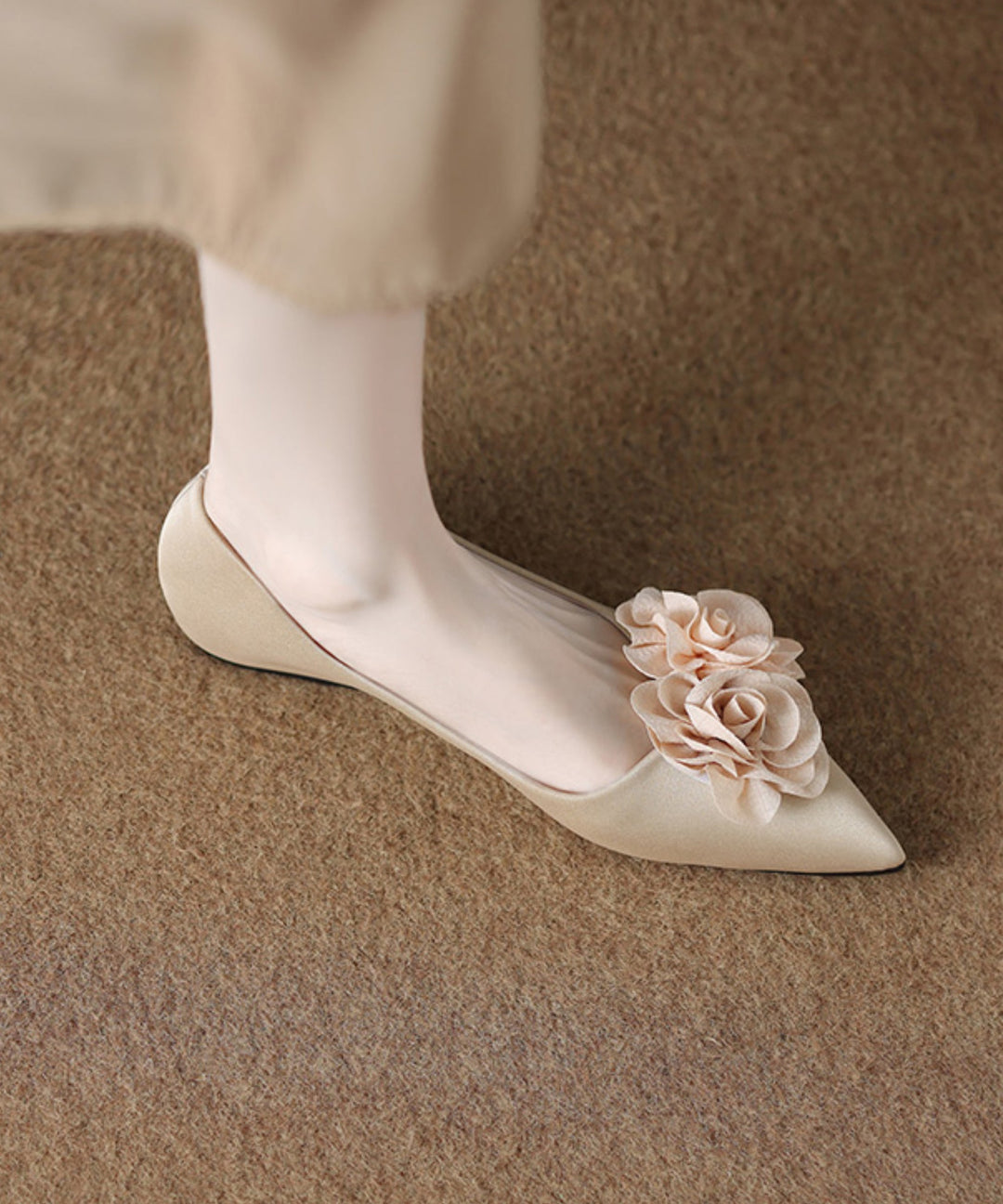 Beige Faux Leather Flat Feet Shoes Splicing Floral Pointed Toe