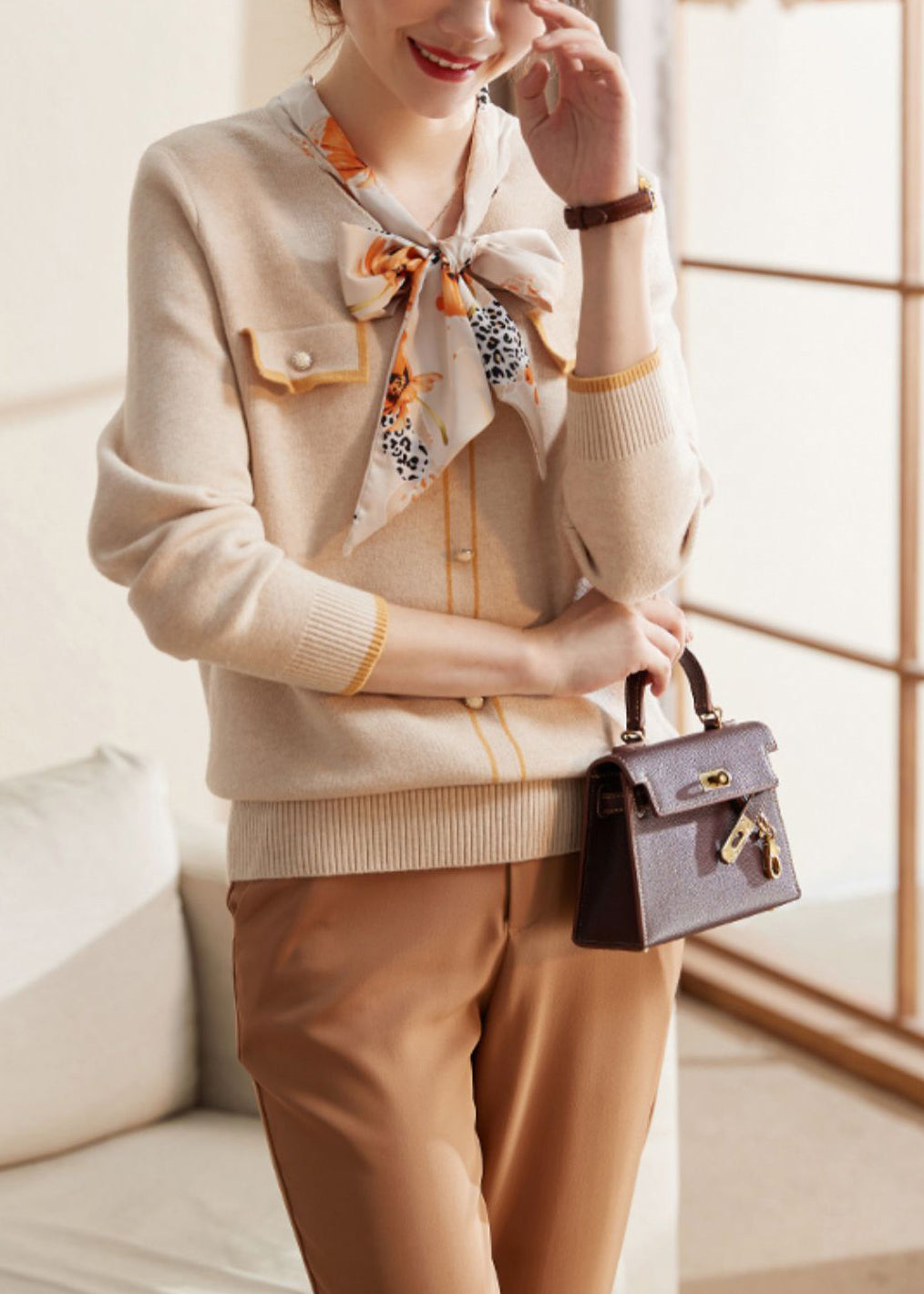 Boutique Beige Bow Patchwork Knit Sweaters Spring