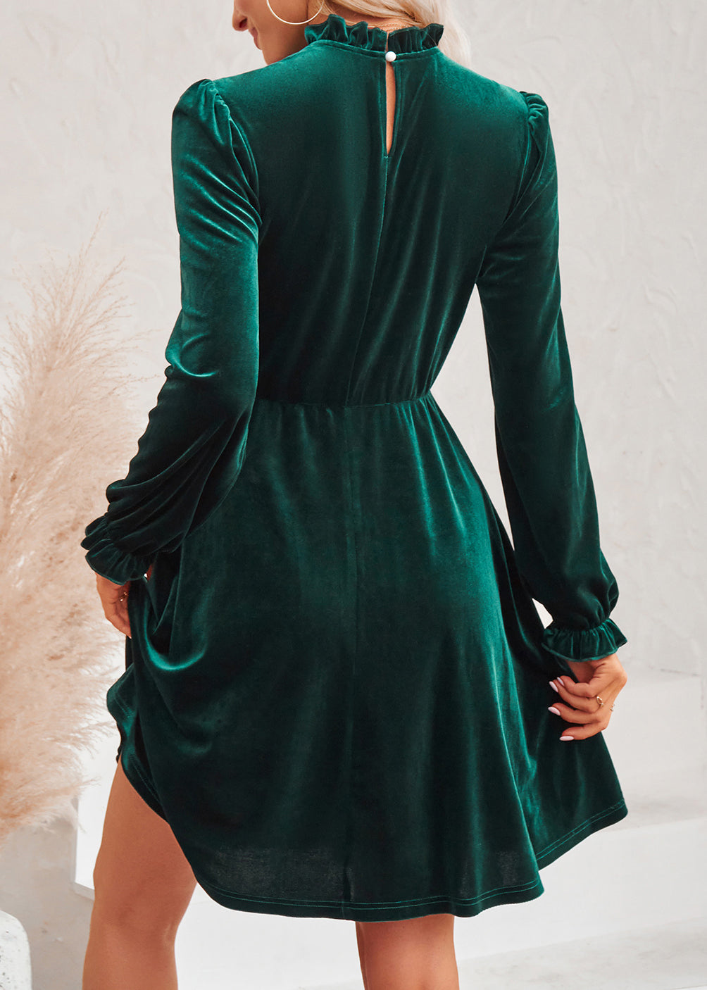 Chic Blackish Green Ruffled Patchwork Velvet Mid Dress Fall