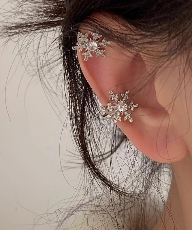 Chic Silk Copper Platinum Plating Zircon Snowflake Stud Earrings