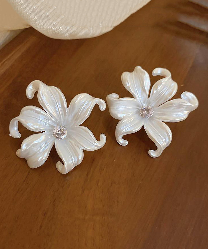 Classy White Acrylic Zircon Floral Stud Earrings