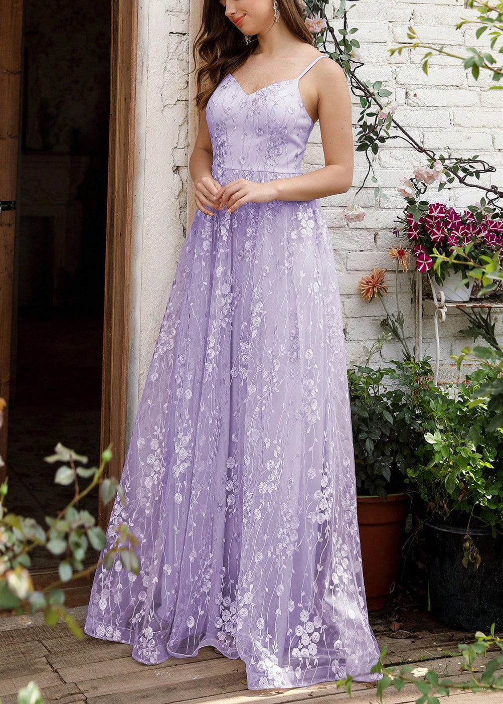 Elegant Purple Embroidered Backless Tulle Spaghetti Strap Dress Sleeveless