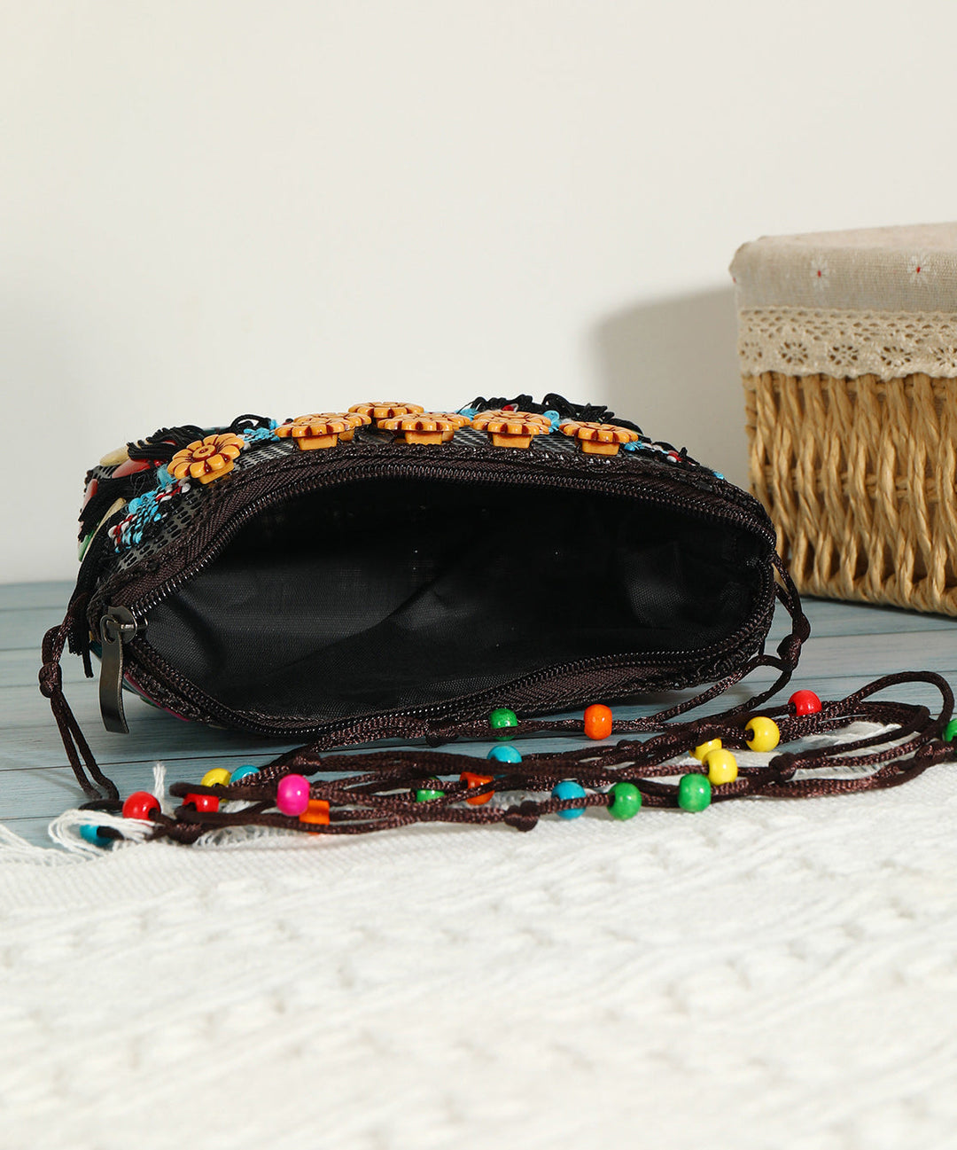 Ethnic Style Coconut Shell Handmade Woven Crossbody Bag