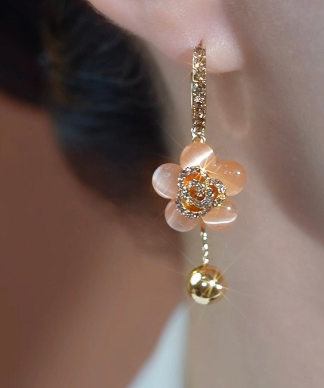 Fine Gold Alloy Zircon Cat Eye Stone Floral Drop Earrings