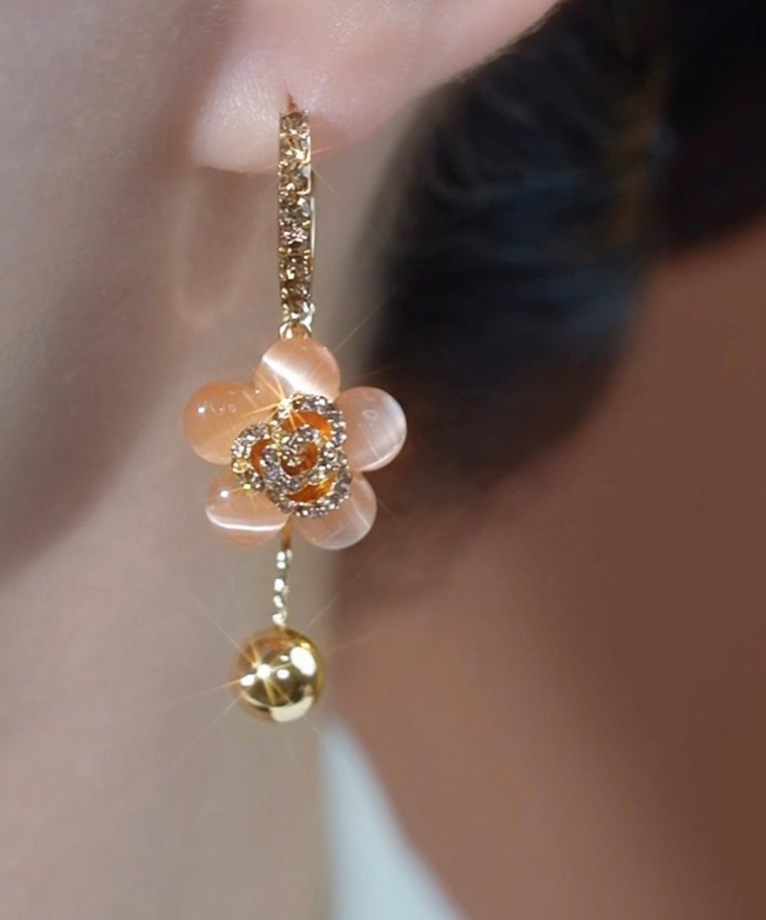 Fine Gold Alloy Zircon Cat Eye Stone Floral Drop Earrings