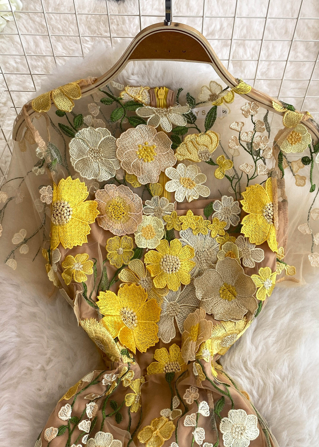 Fitted Yellow Embroidered Floral Tulle Long Dresses Short Sleeve