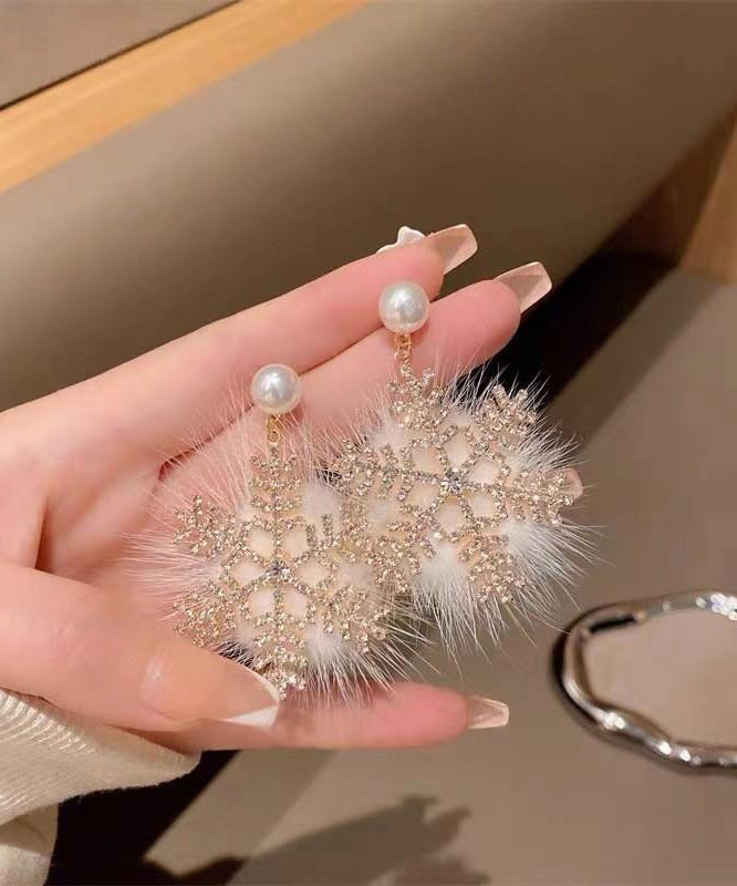 Modern White Copper Alloy Snowflake Fuzzy Fur Fluffy Drop Earrings