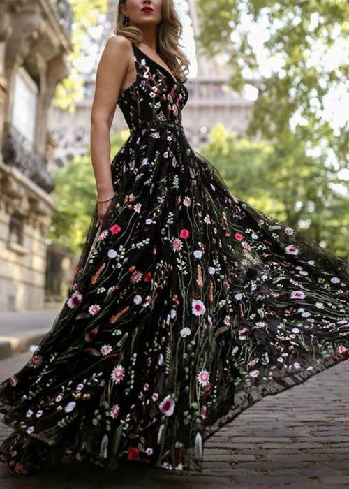 Novelty Black Embroidered Backless Tulle Maxi Dresses Sleeveless