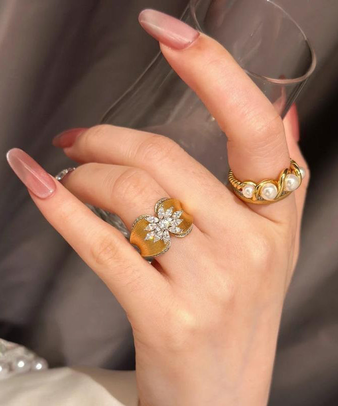 Retro Gold Old Gold Zircon Butterfly Floral Wire Drawing Rings