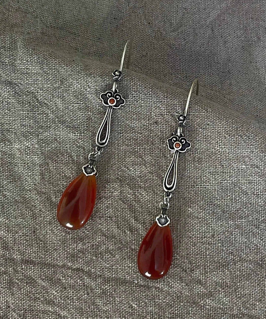 Retro Red Sterling Silver Water Drop Red Agate Drop Earrings