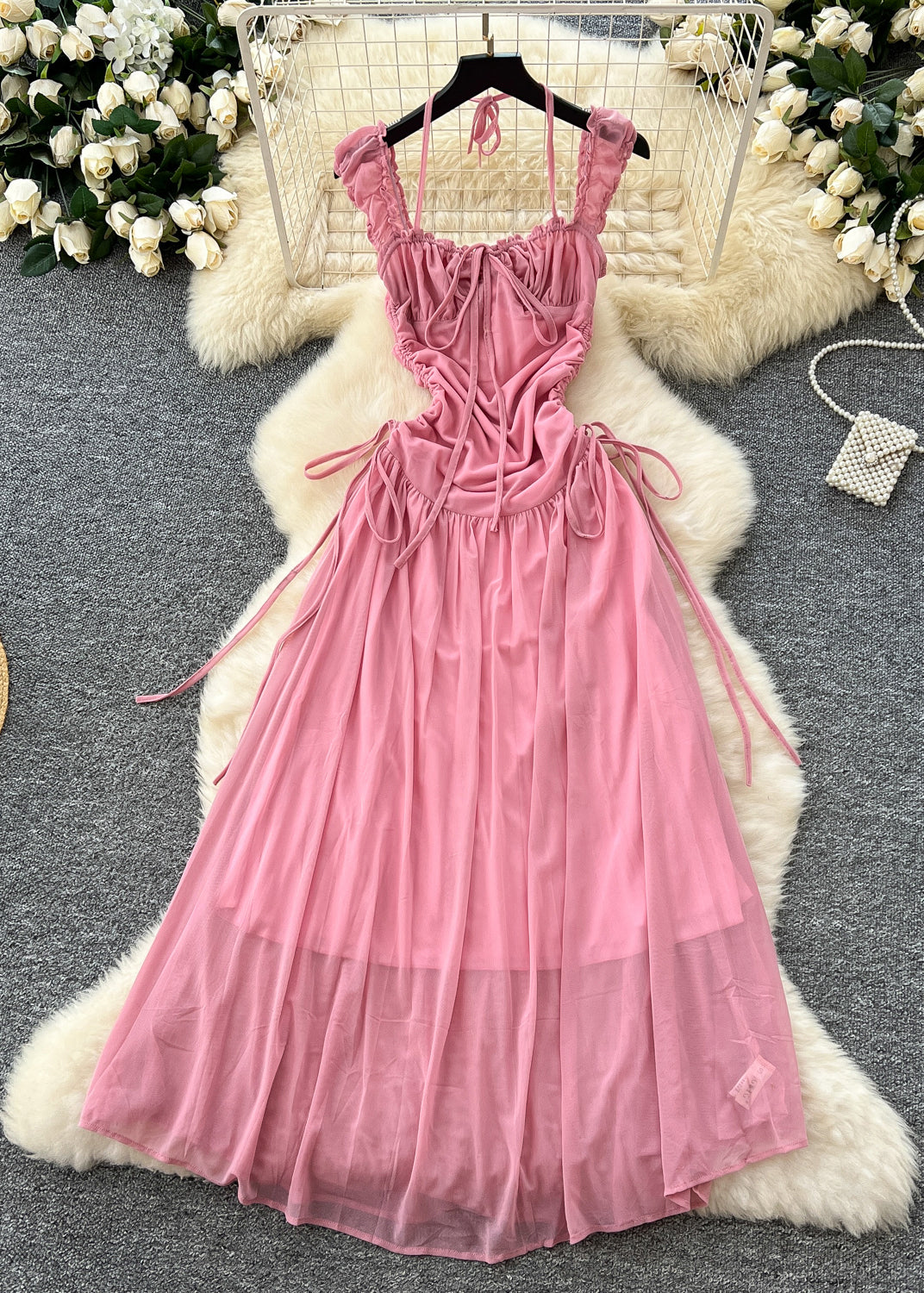 Simple Pink Cinched Exra Large Hem Tulle Summer Dress