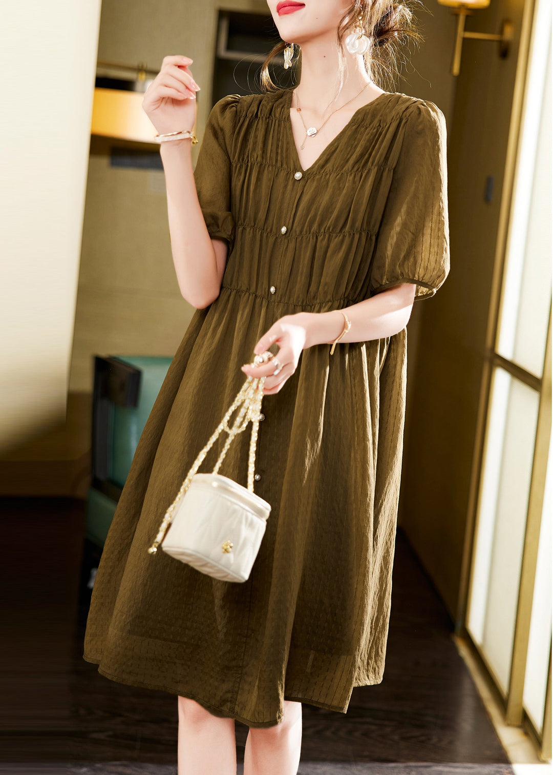 Style Green V Neck Wrinkled Silk Tea Dress Summer