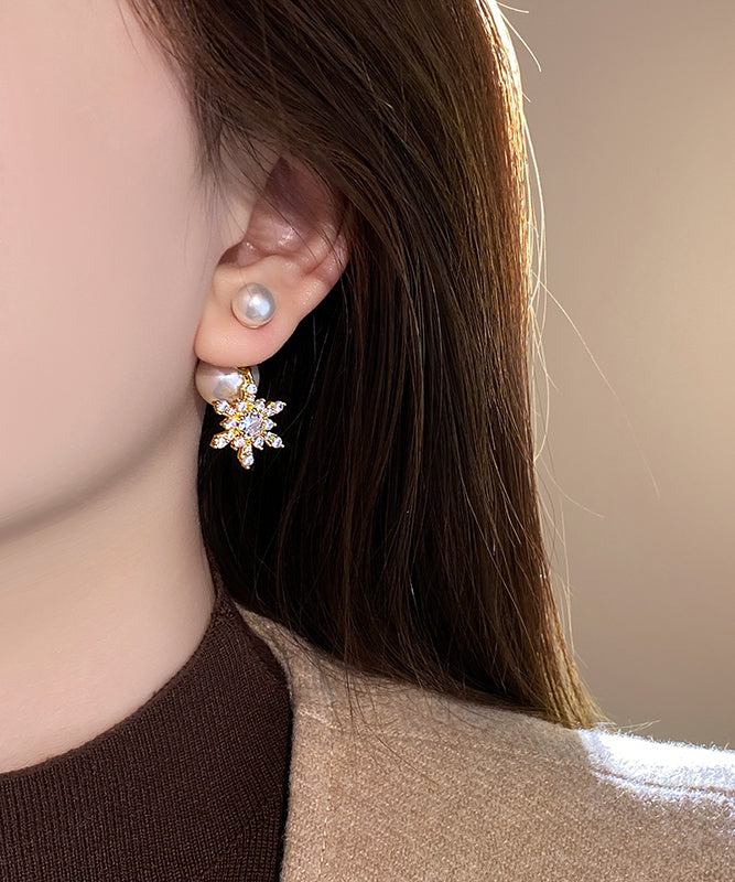 Stylish Gold Copper Alloy Pearl Snowflake Stud Earrings