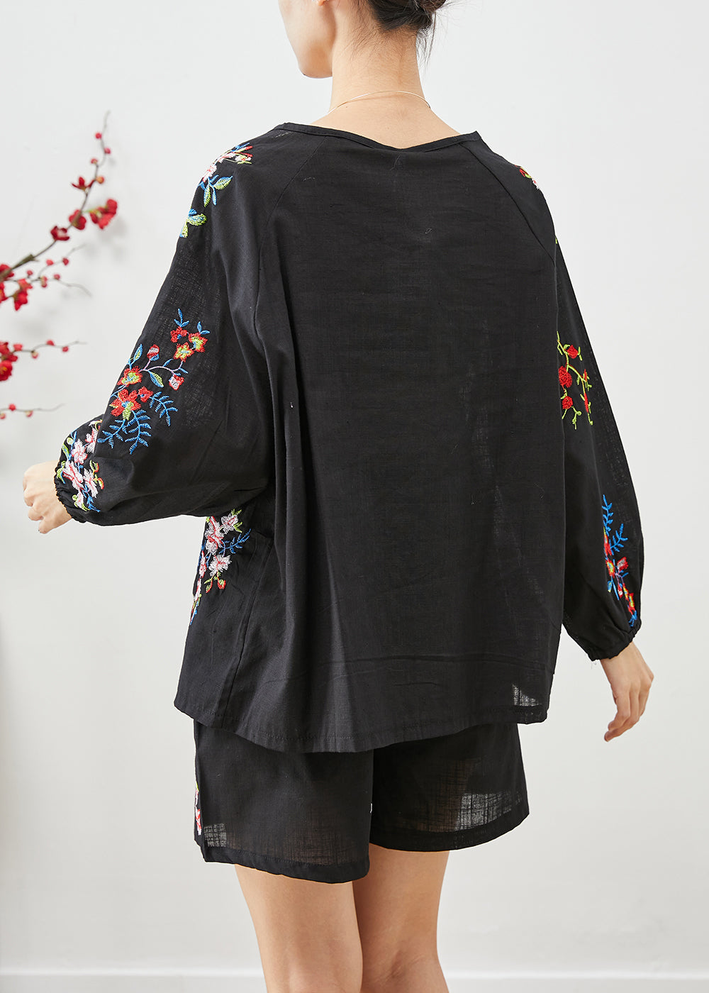 Elegant Black Embroideried Chinese Button Cotton Women Sets 2 Pieces Fall